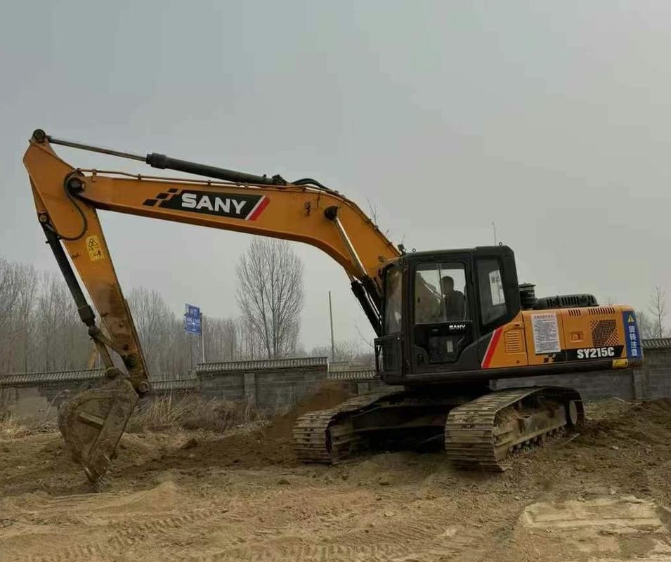 사용 된 Sany SY215-9 크롤러 발굴기 중량 건설 기계 신뢰성 높은 성능