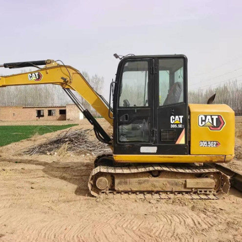 사용 된 CAT 305.5E2 미니 발굴기 27.2kN 팔 발굴 힘 컴팩트 견고한 수압 장치