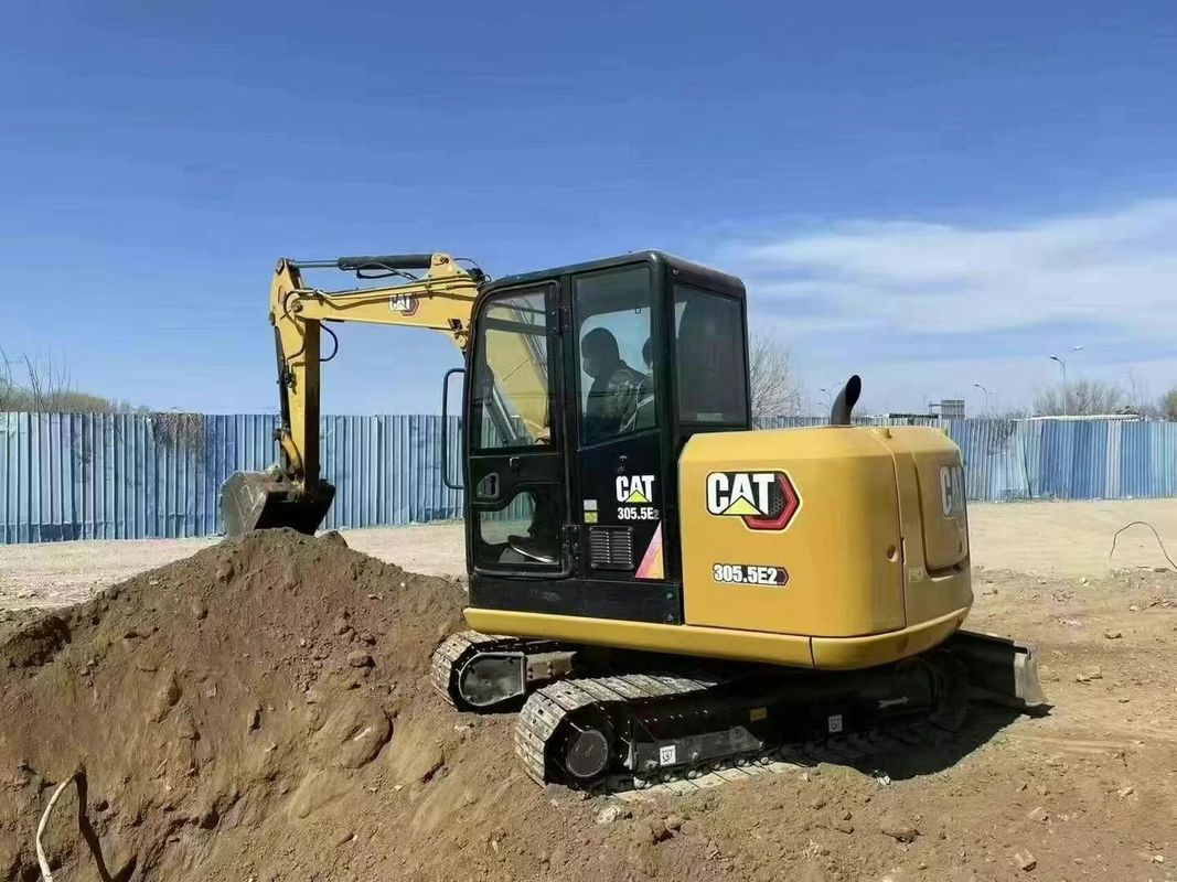 사용 된 CAT 305 미니 발굴기 낮은 시간 확인 1 년 보증 CE 인증 신뢰성