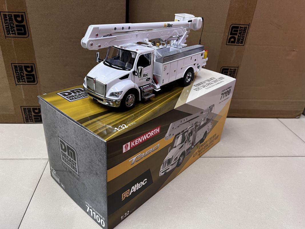 DM 1/32 Kenworth T380 항공 작업 플랫폼 트럭 합금 건설 차량 모델 71100
