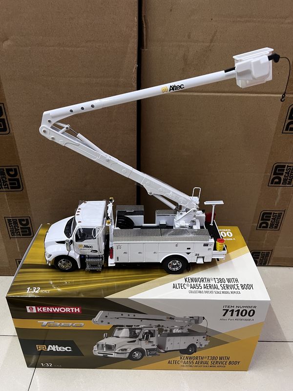 DM 1/32 Kenworth T380 항공 작업 플랫폼 트럭 합금 건설 차량 모델 71100