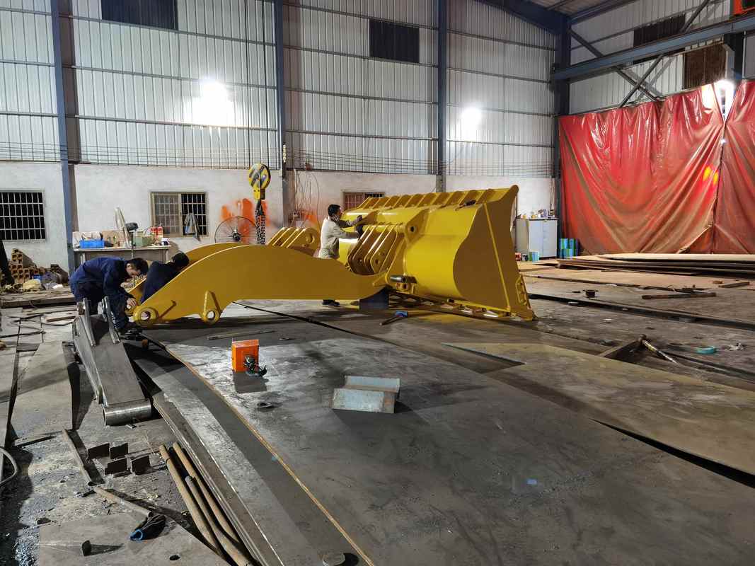 카트 980 휠 로더에 맞춤형 5.5m3 발굴기 버킷 - 중량 Q355B 바위 버킷