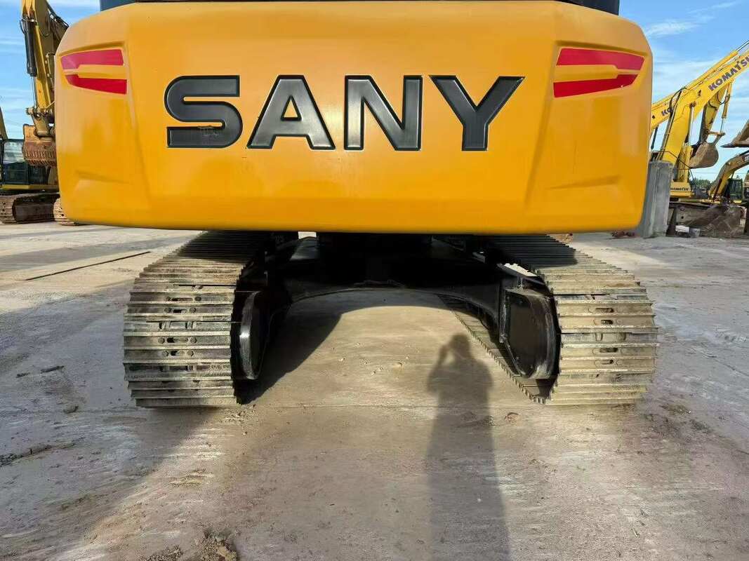 새 새 Sany 335 발굴기, 내셔널 III 이수즈 엔진, 재고